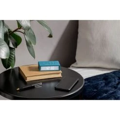 LEXON Réveil Flip+ Rubber Bleu Canard -PANASONIC shop B2CD 2257